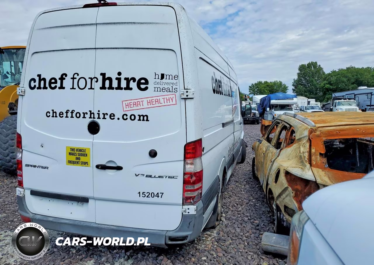 2015 Freightliner Sprinter 2500 Refrigerated Delivery Van VIN:WDYPE8CCXFP136127 - 3