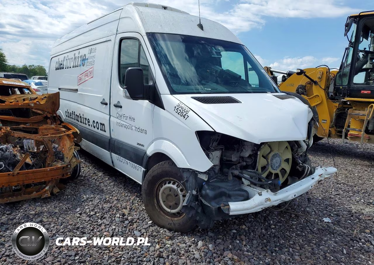 2015 Freightliner Sprinter 2500 Refrigerated Delivery Van VIN:WDYPE8CCXFP136127 - 4
