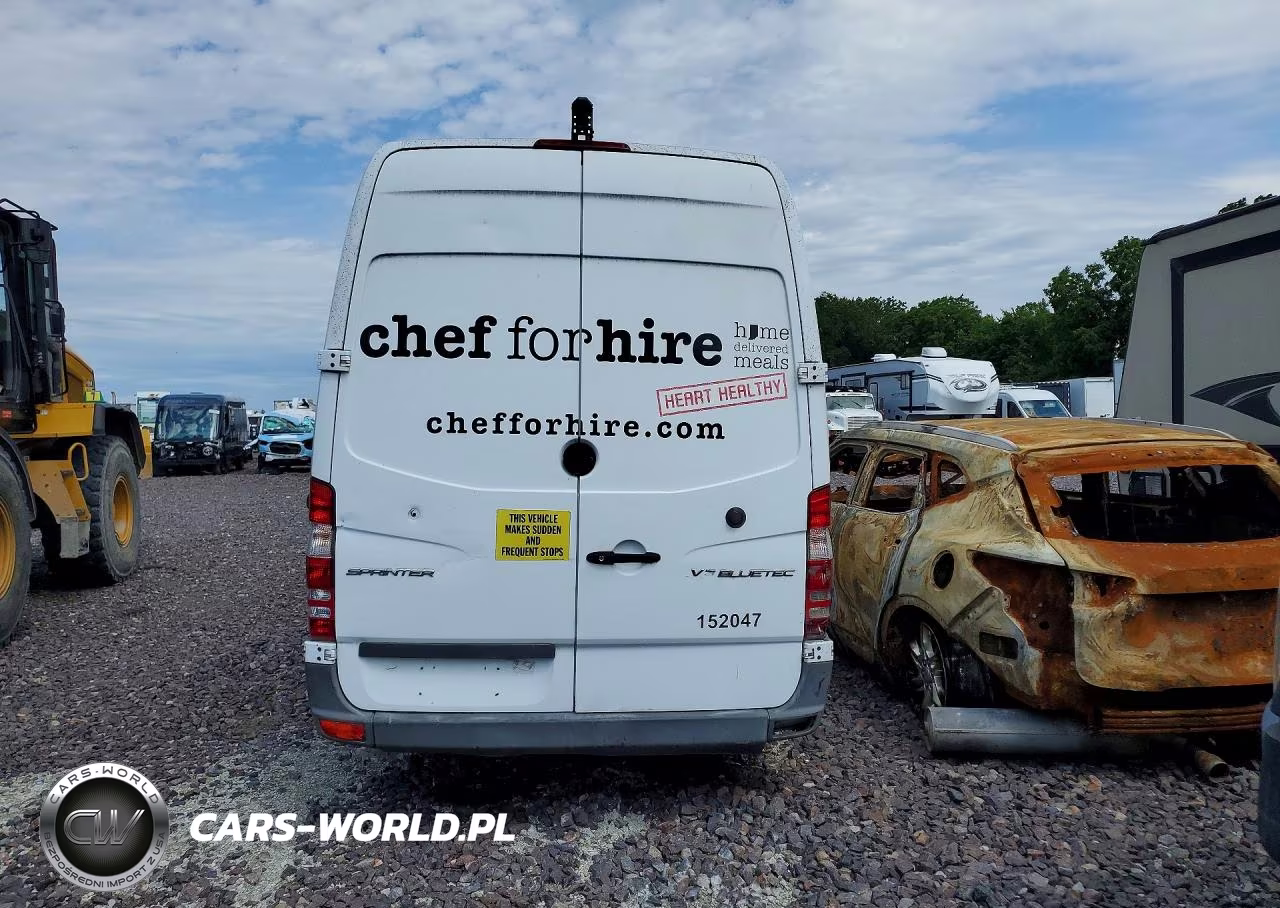 2015 Freightliner Sprinter 2500 Refrigerated Delivery Van VIN:WDYPE8CCXFP136127 - 6