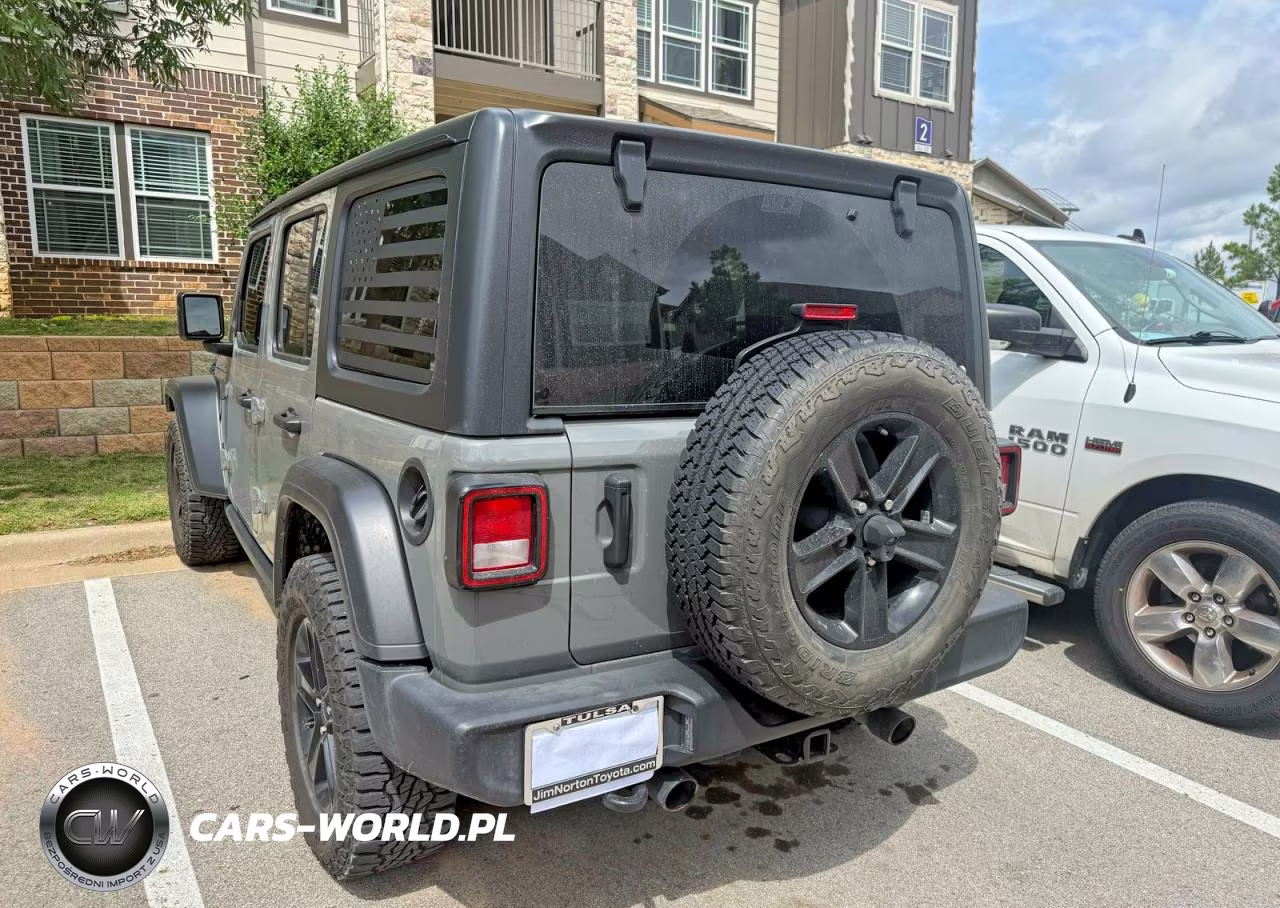 2021 Jeep Wrangler Unlimited Sport VIN:1C4HJXDG9MW590508 - 3