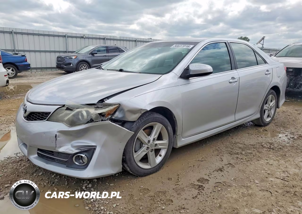 2014 Toyota Camry Se – zdjęcie 1 z 12