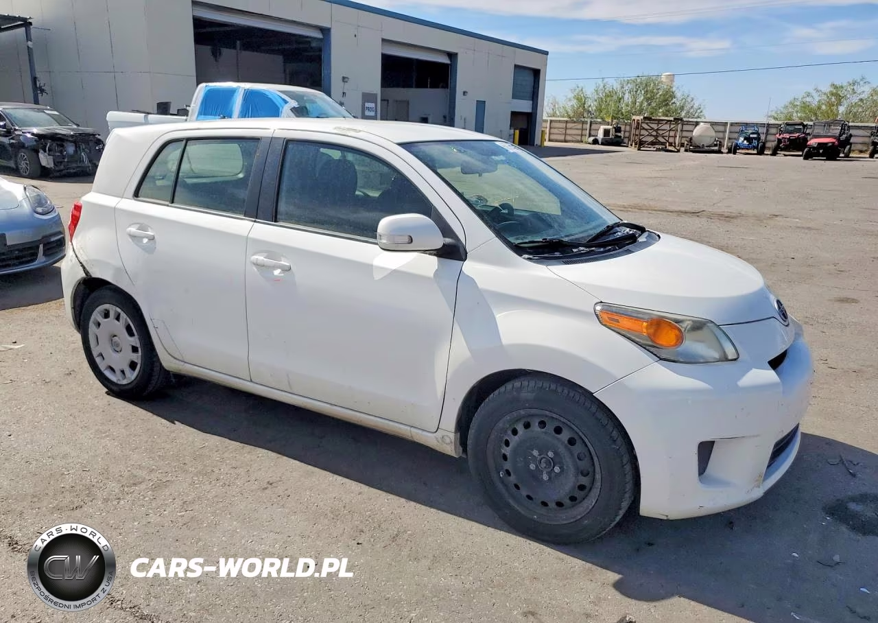 2014 Scion Xd Base VIN:JTKKUPB40E1040840 - 4