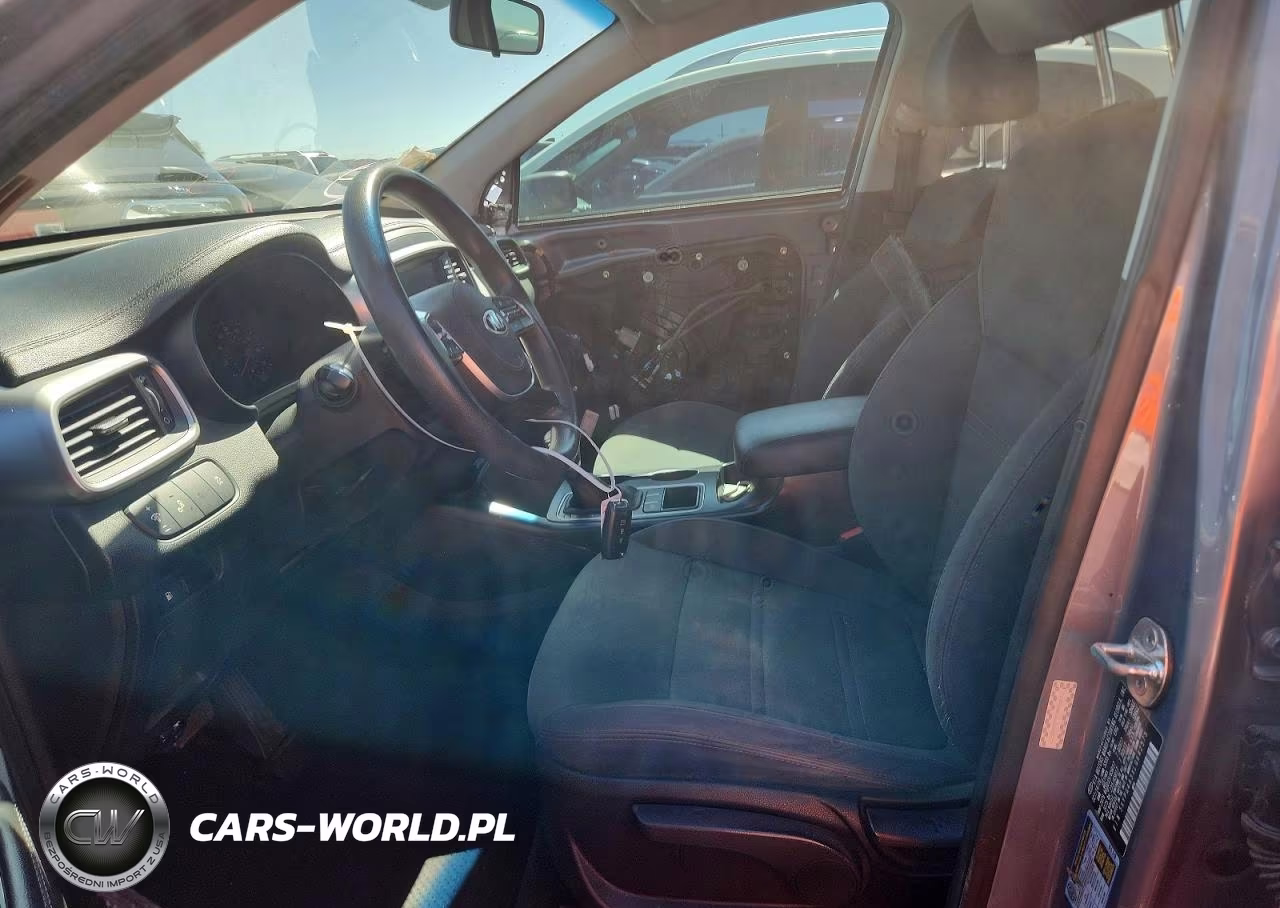 2020 Kia Sorento Lx VIN:5XYPG4A3XLG642573 - 7