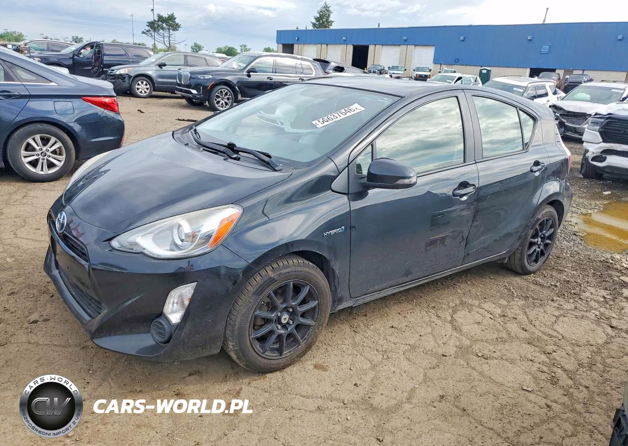 2015 Toyota Prius C Two