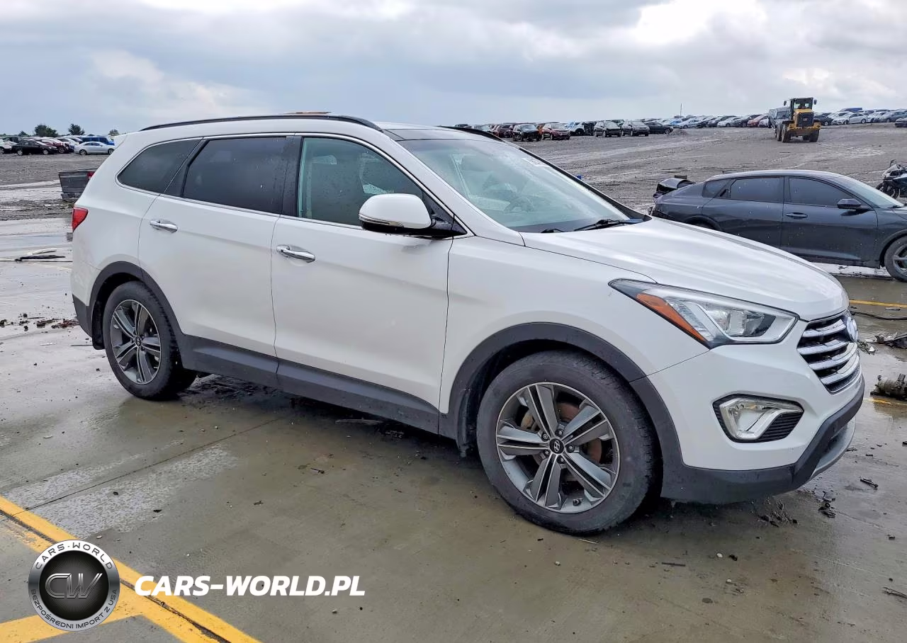 2015 Hyundai Santa Fe Limited VIN:KM8SRDHF5FU105225 - 4