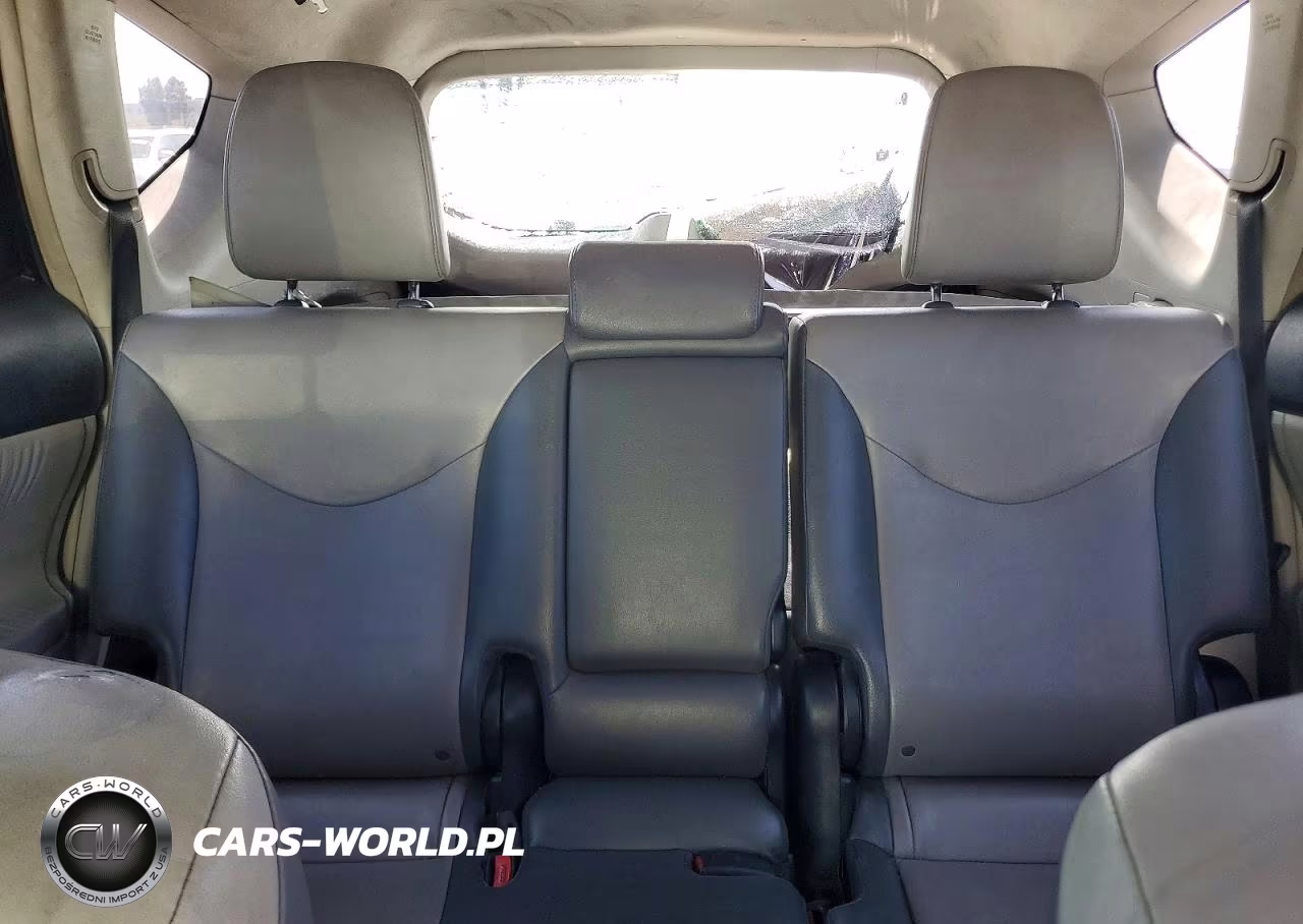 2015 Toyota Prius V Four VIN:JTDZN3EU9FJ029439 - 10