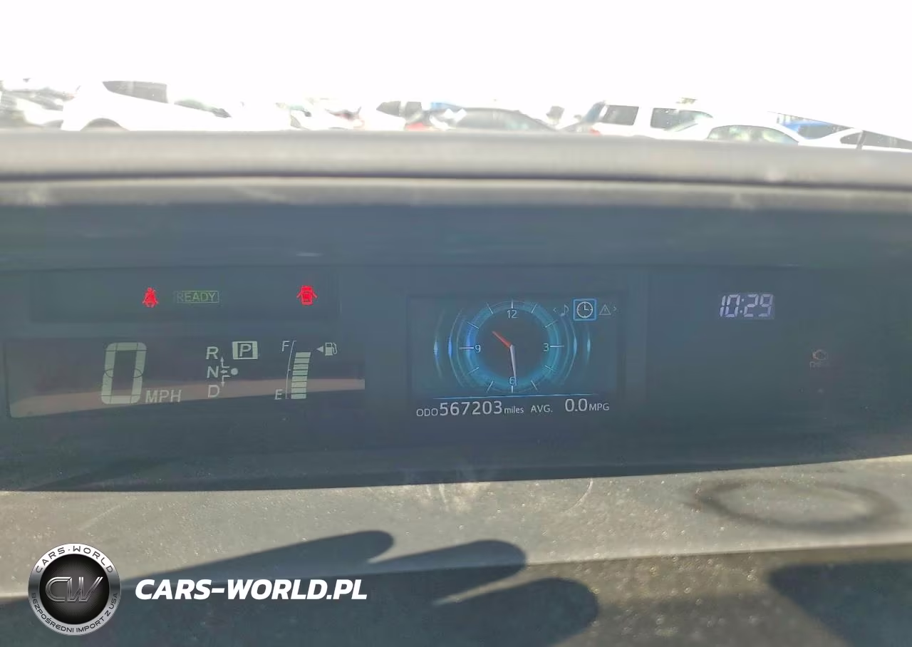 2015 Toyota Prius V Four VIN:JTDZN3EU9FJ029439 - 9