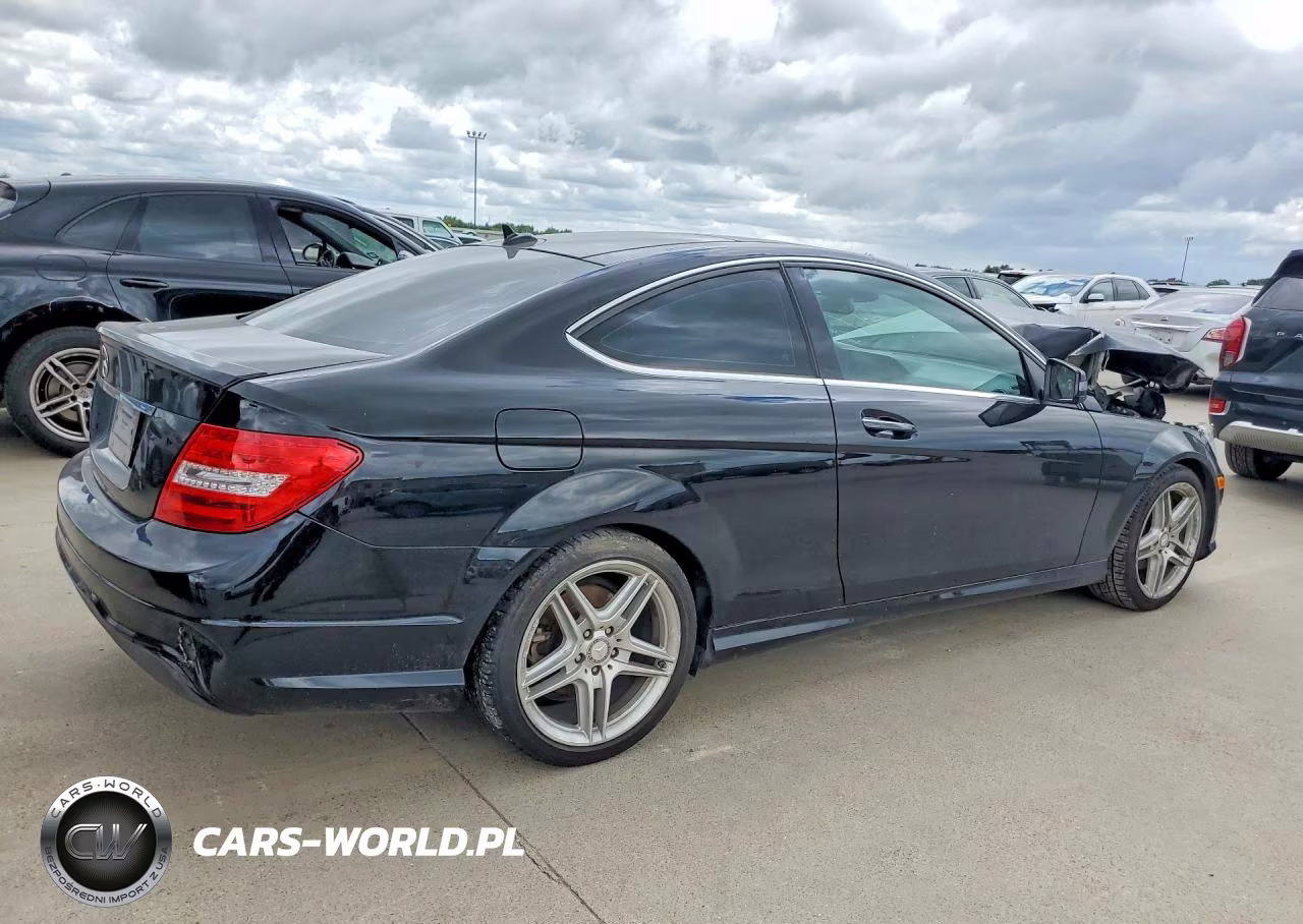 2012 Mercedes-Benz C 250 VIN:WDDGJ4HB4CF855641 - 3
