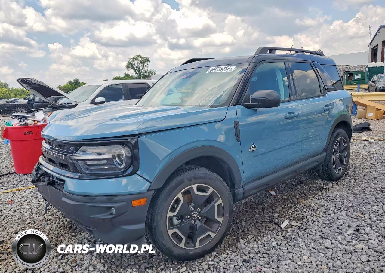 2023 Ford Bronco Sport Outer Banks – zdjęcie 1 z 13