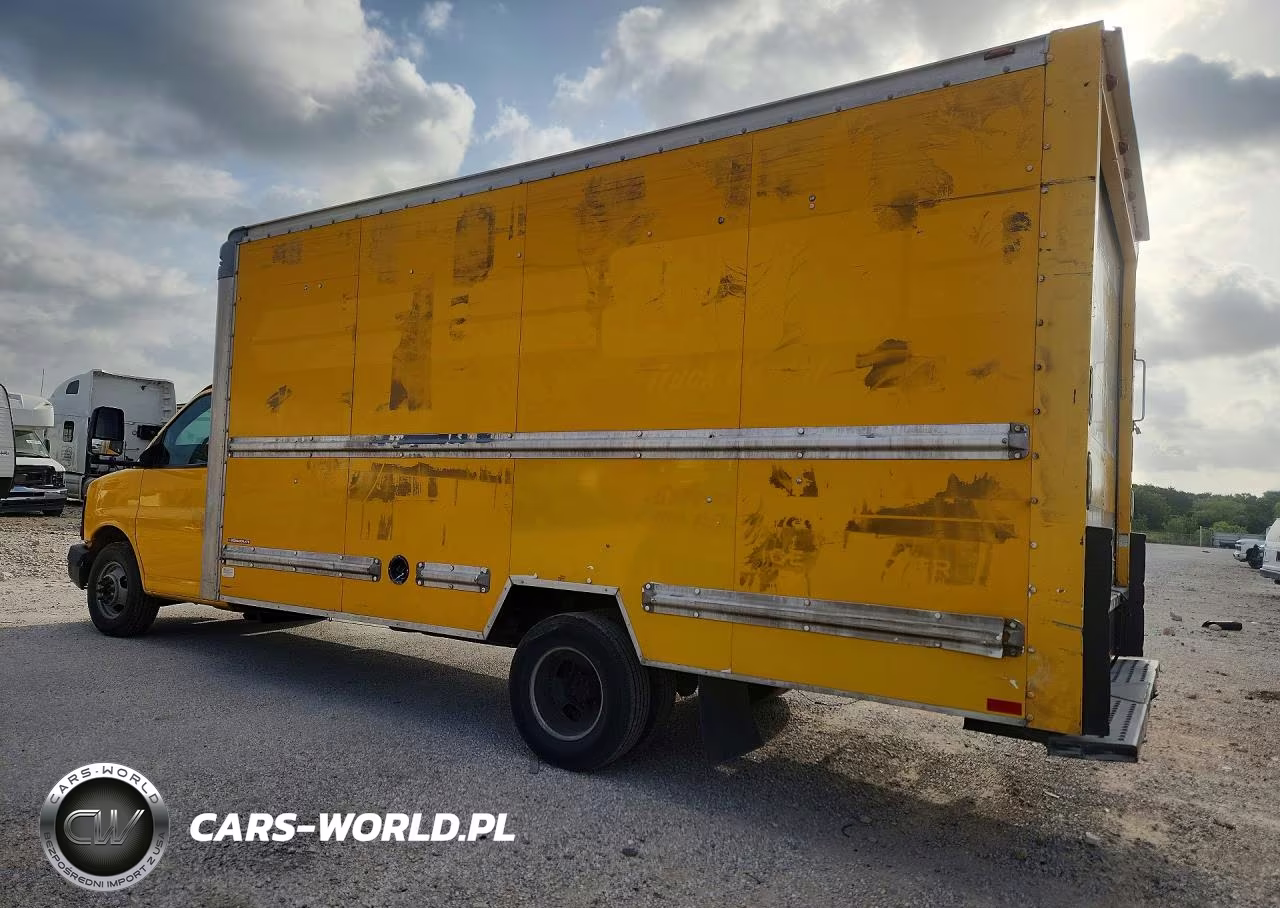 2012 GMC Savana Box Truck VIN:1GD374CG0C1901520 - 2