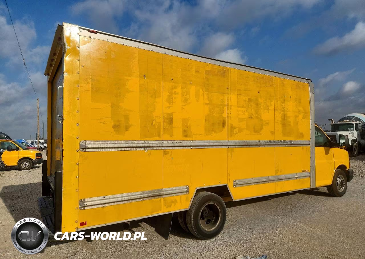 2012 GMC Savana Box Truck VIN:1GD374CG0C1901520 - 3