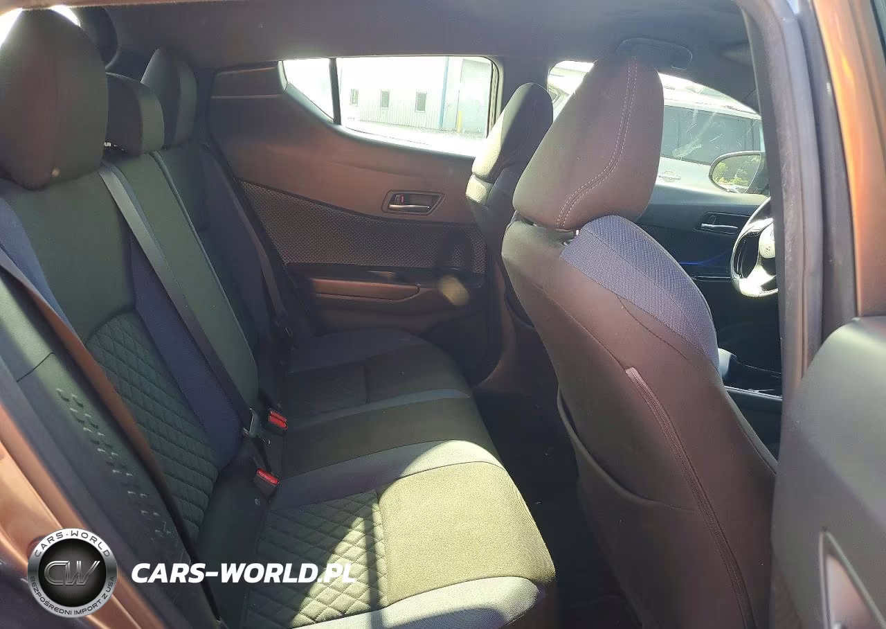 2020 Toyota C-Hr Xle VIN:JTNKHMBX6L1077128 - 10