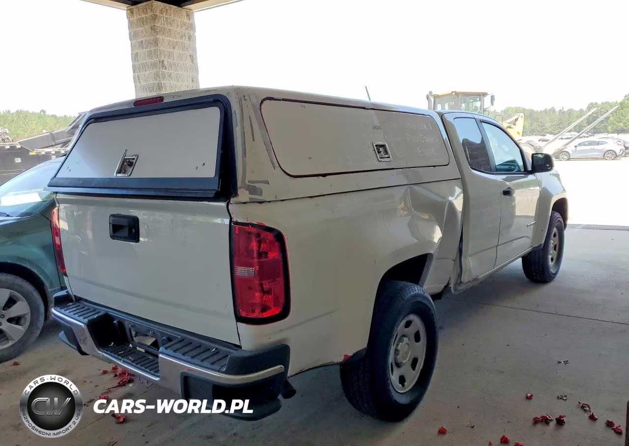 2019 Chevrolet Colorado VIN:1GCHSBEA1K1247714 - 3