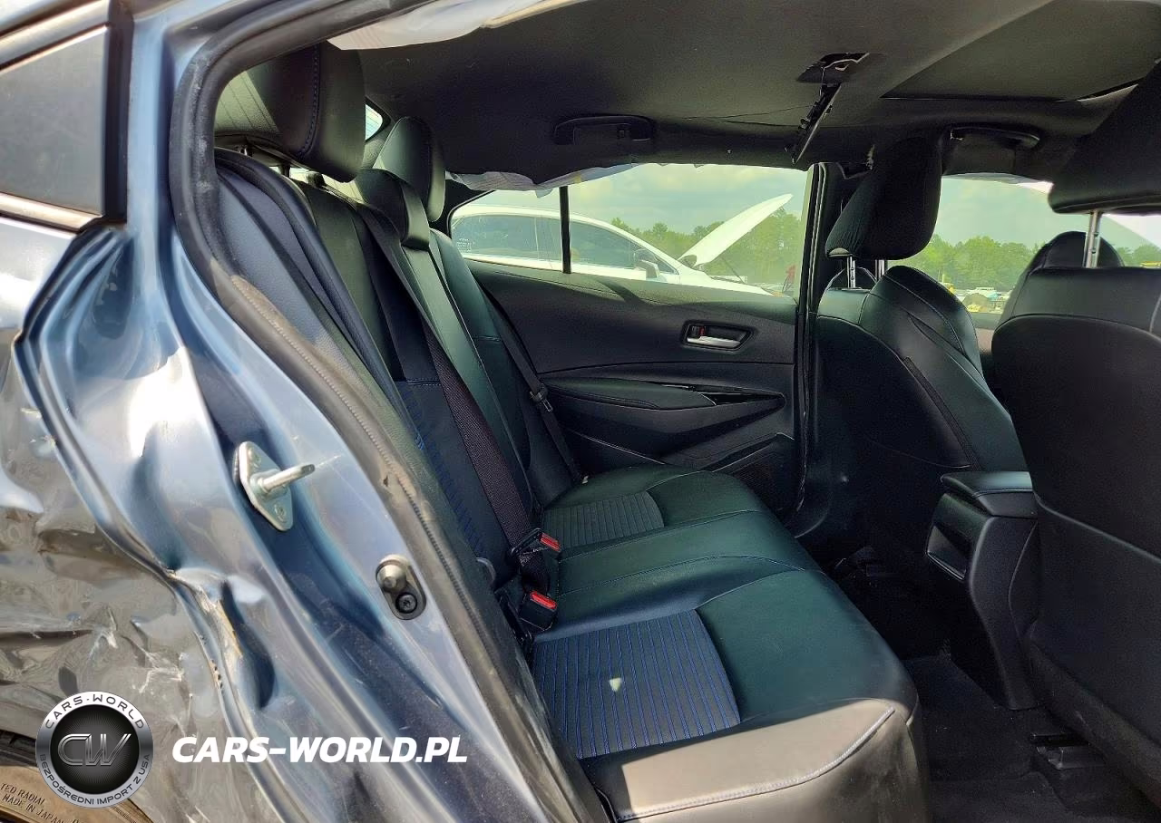 2020 Toyota Corolla Xse VIN:JTDT4RCE0LJ039649 - 10