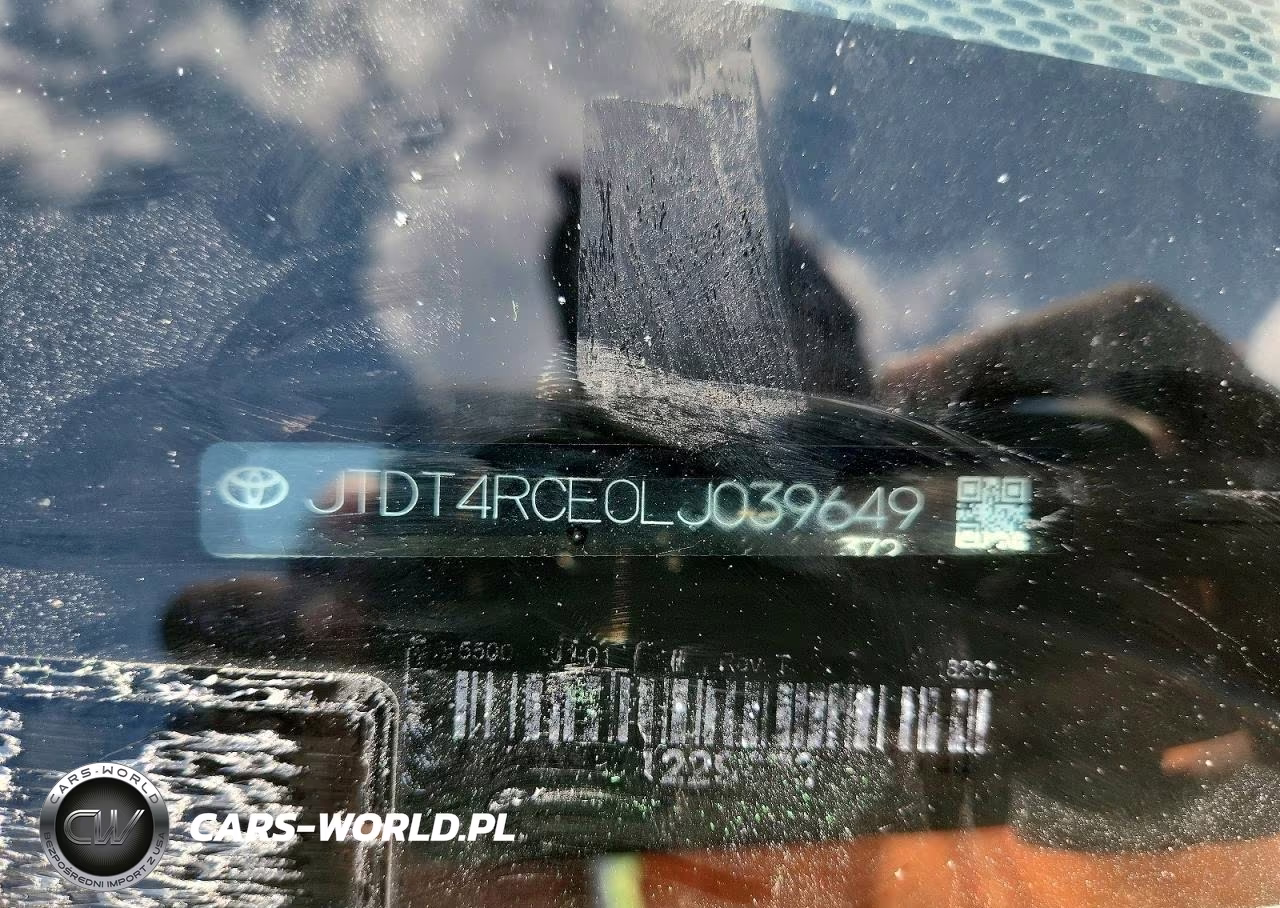 2020 Toyota Corolla Xse VIN:JTDT4RCE0LJ039649 - 13