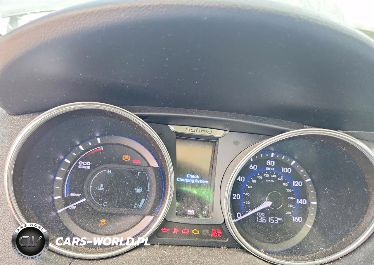 2012 Hyundai Sonata Hybrid VIN:KMHEC4A4XCA043857 - 9