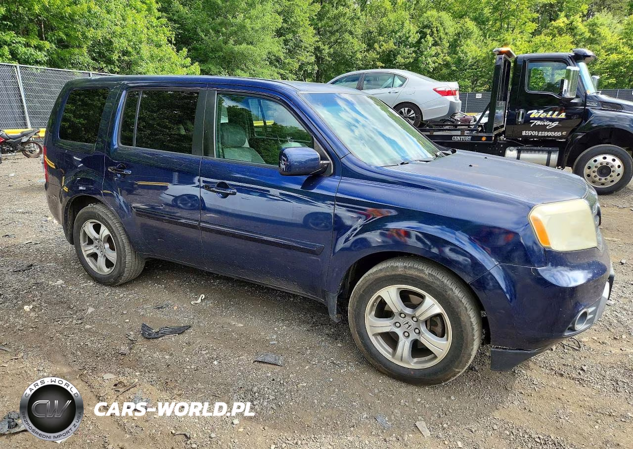 2013 Honda Pilot Exln VIN:5FNYF4H71DB071824 - 4