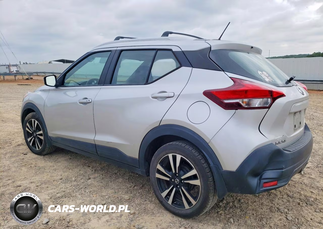 2019 Nissan Kicks Sv VIN:3N1CP5CU2KL522075 - 2