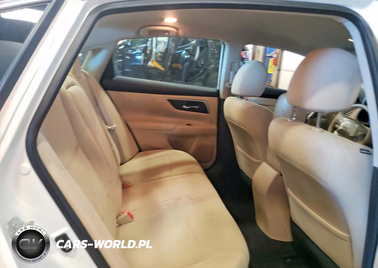 2015 Nissan Altima 2.5 VIN:1N4AL3APXFC275655 - 10