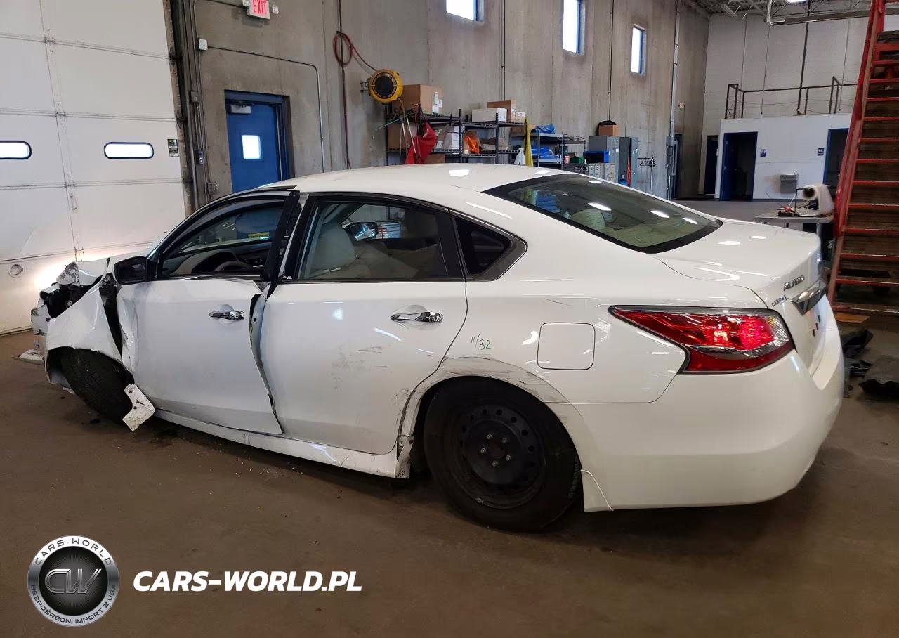 2015 Nissan Altima 2.5 VIN:1N4AL3APXFC275655 - 2