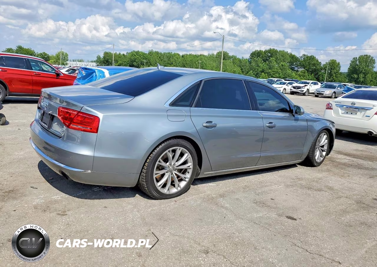 2011 Audi A8 L Quattro VIN:WAURVAFD1BN019958 - 3