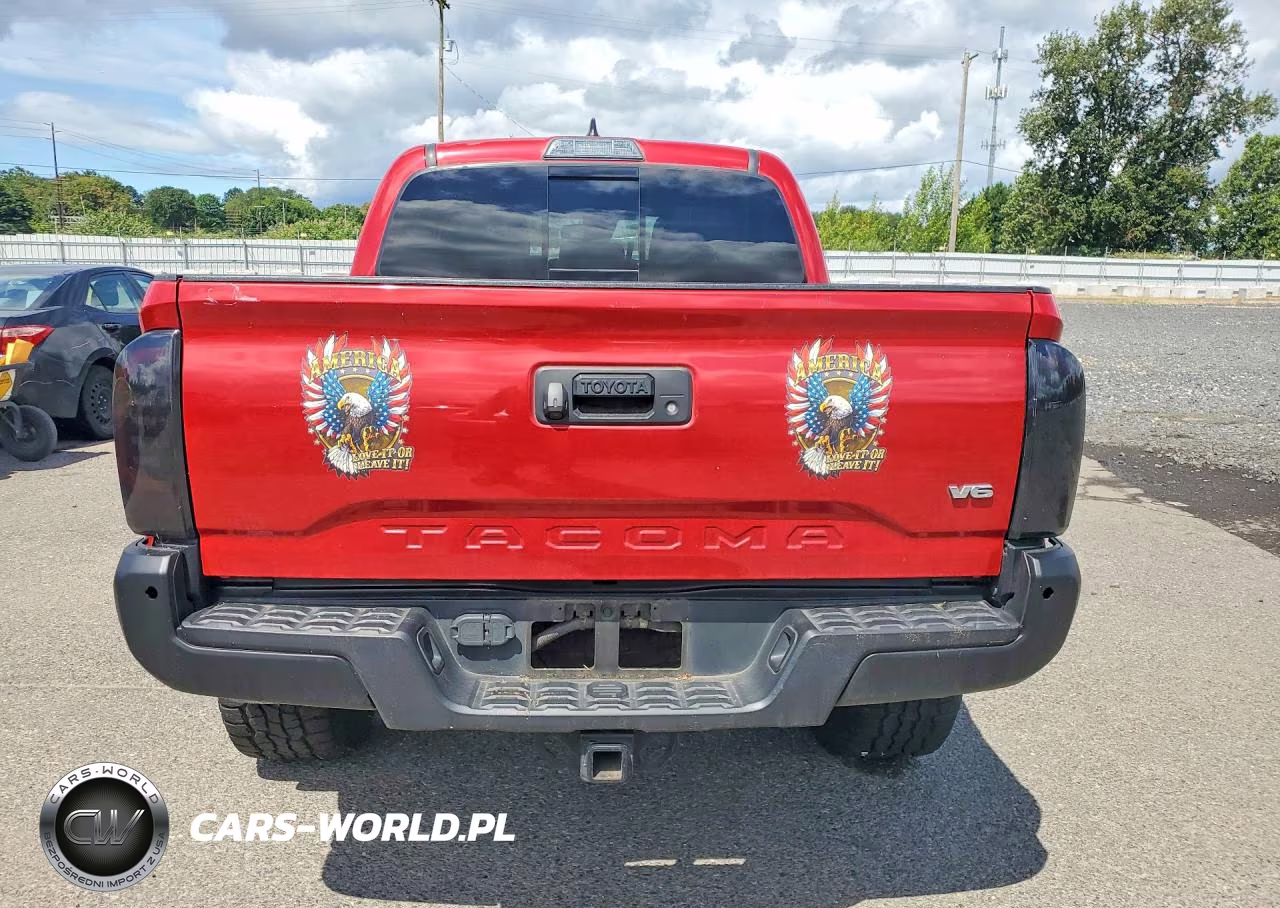 2018 Toyota Tacoma Trd Sport VIN:3TMCZ5AN8JM128415 - 6