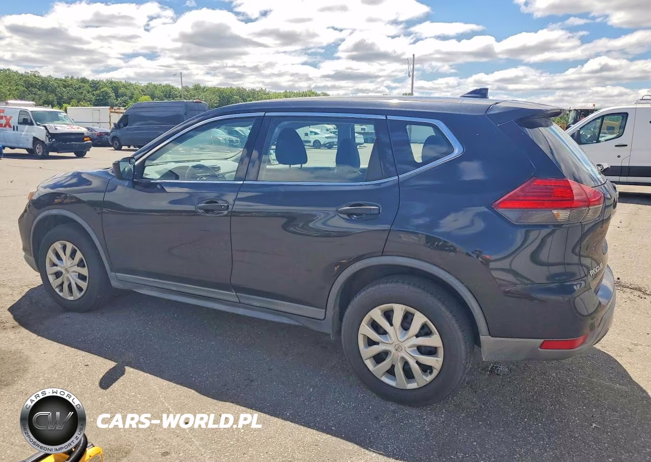 2017 Nissan Rogue S VIN:KNMAT2MV7HP548769 - 2