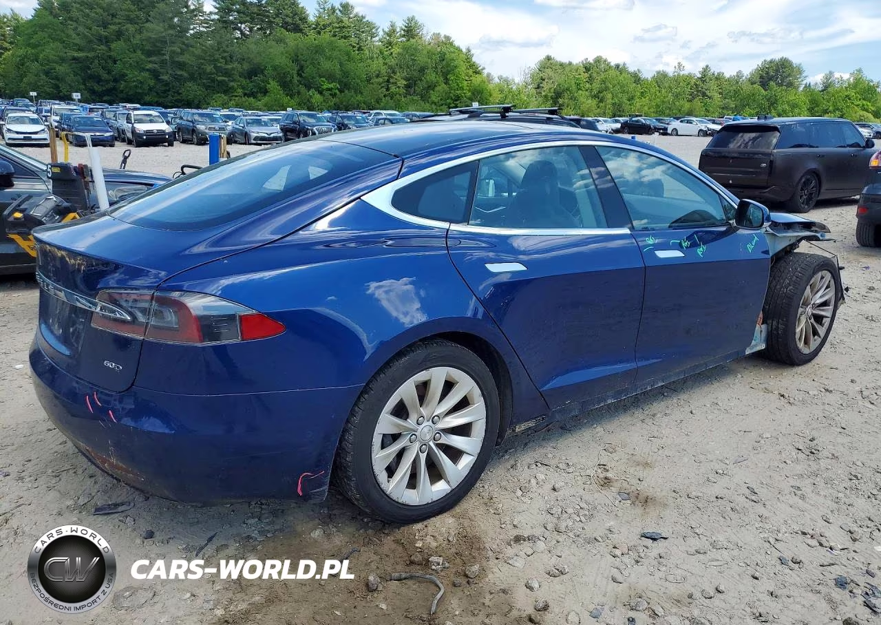 2016 Tesla Model S VIN:5YJSA1E21GF155822 - 3