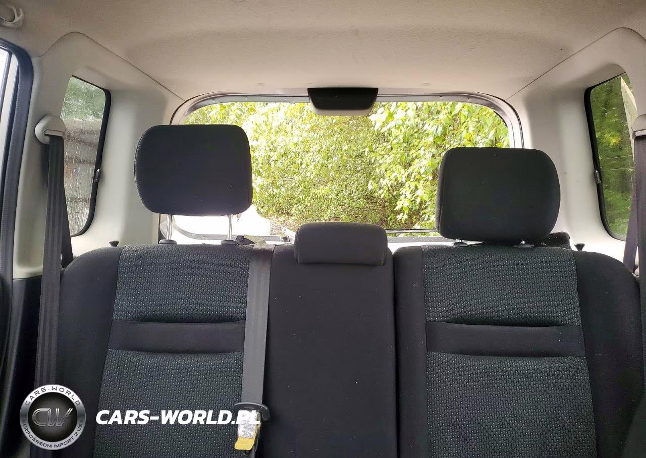 2006 Toyota Scion Xb VIN:JTLKT324464105891 - 10