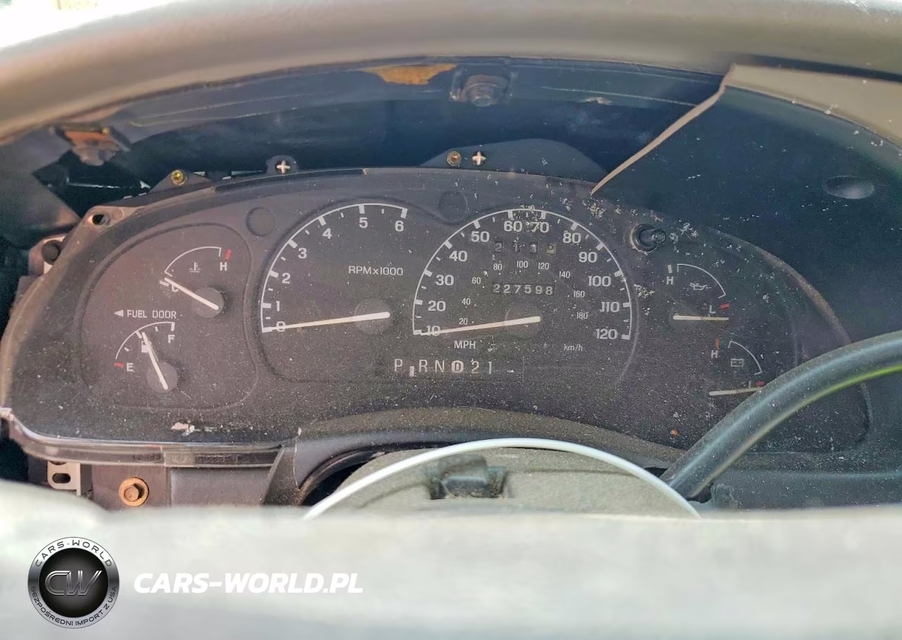 1999 Ford Explorer VIN:1FMYU22X3XUC25511 - 9