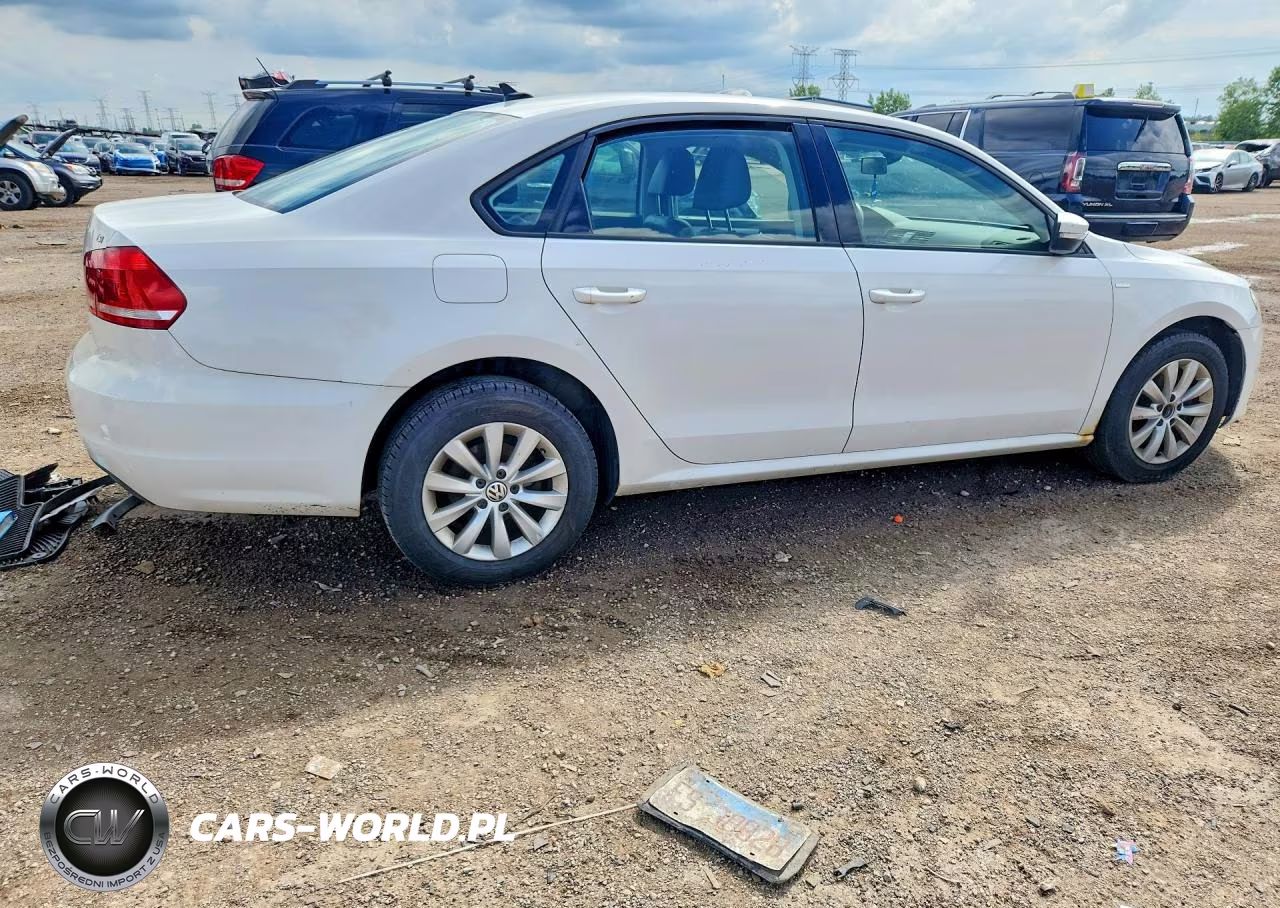 2015 Volkswagen Passat S VIN:1VWAT7A32FC020395 - 3