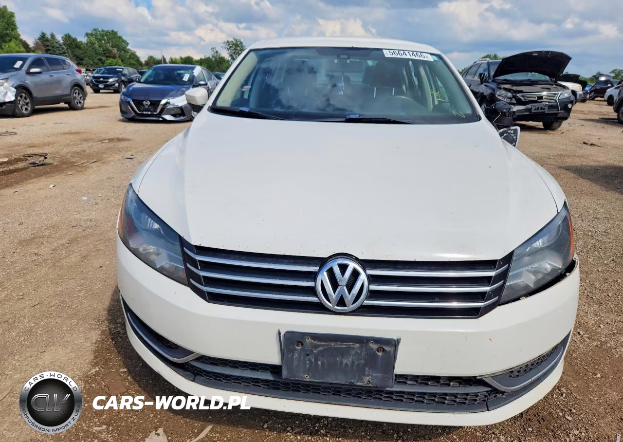 2015 Volkswagen Passat S VIN:1VWAT7A32FC020395 - 5