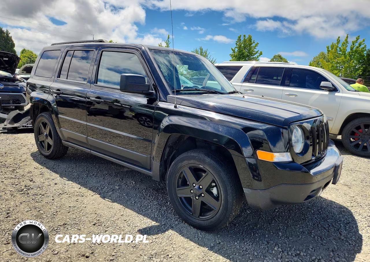 2014 Jeep Patriot Sport VIN:1C4NJRBB3ED821194 - 4