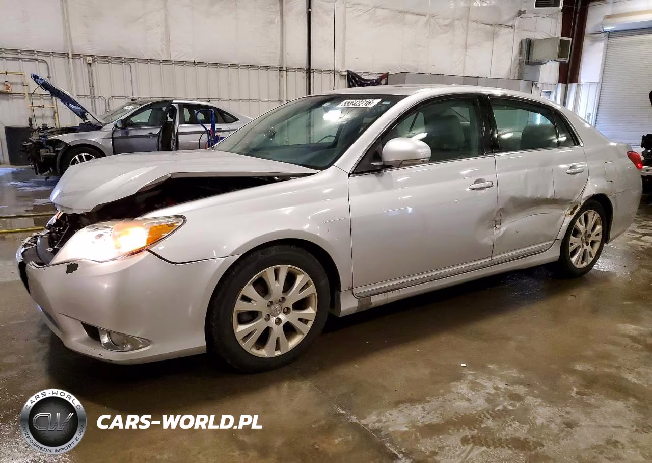 2011 Toyota Avalon Base
