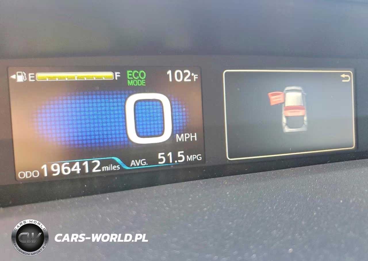 2016 Toyota Prius Three VIN:JTDKARFU6G3024106 - 9
