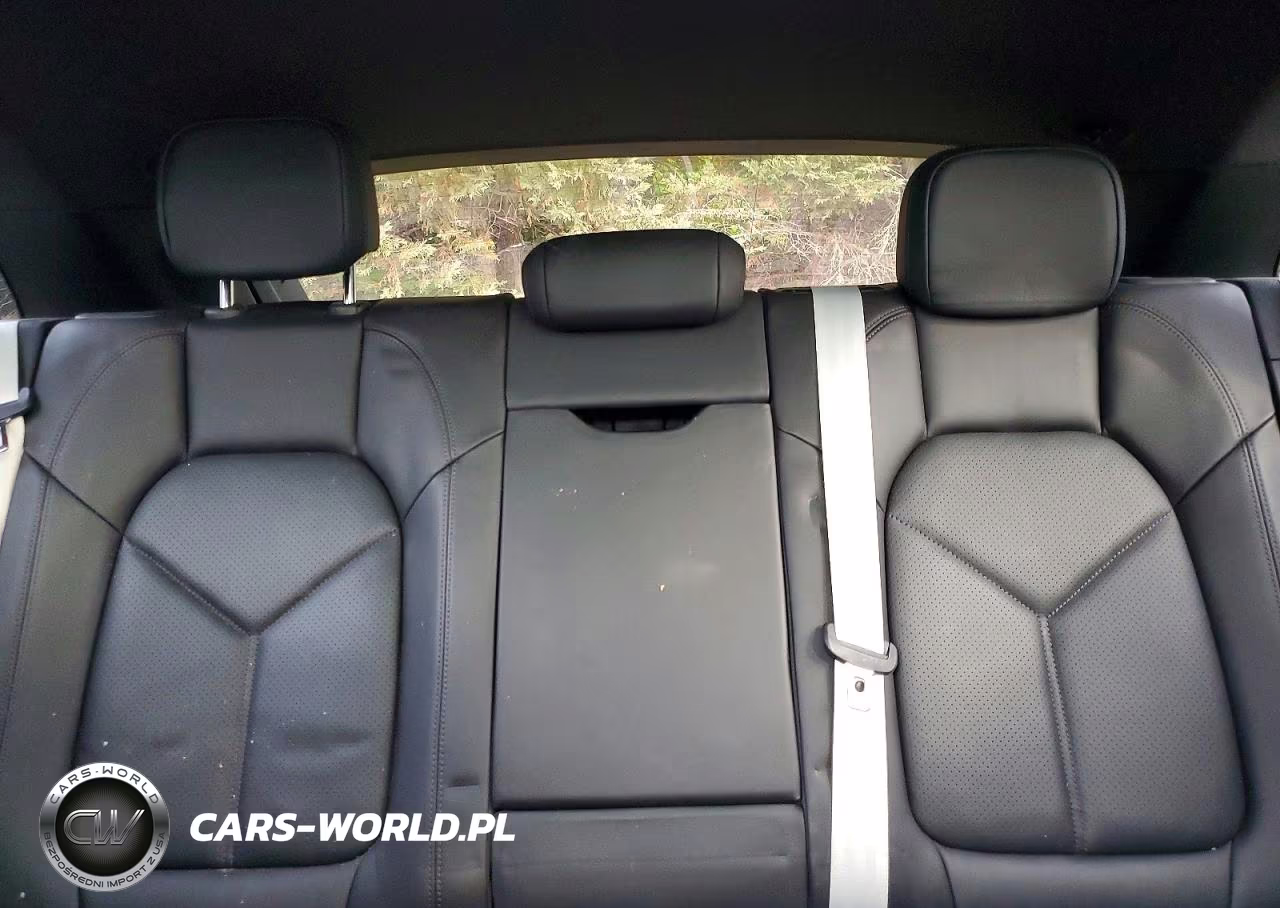 2020 Porsche Macan VIN:WP1AA2A57LLB02601 - 10