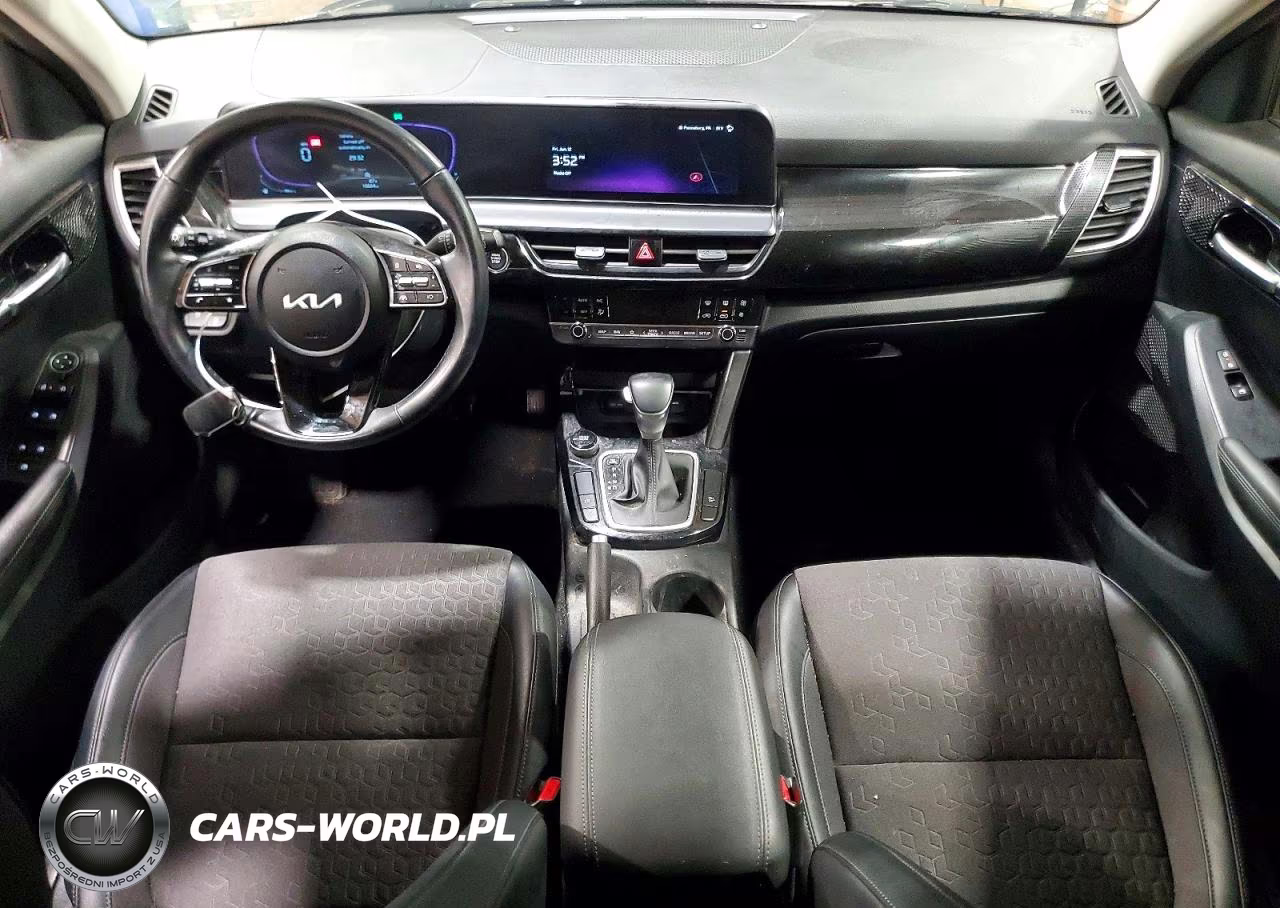 2025 Kia Seltos S VIN:KNDEU2AA5S7760366 - 8