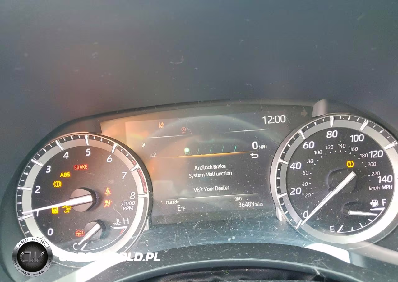 2022 Toyota Highlander Xle VIN:5TDGZRBH6NS586431 - 9