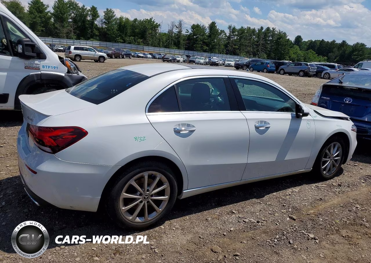 2019 Mercedes-Benz A 220 4Matic VIN:WDD3G4FB6KW023197 - 3