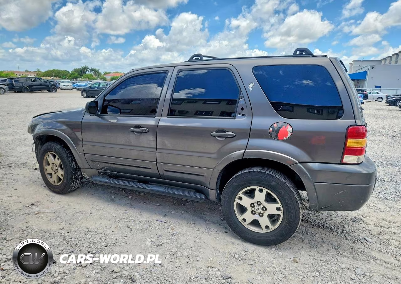2005 Ford Escape Limited VIN:1FMCU041X5KD13679 - 2
