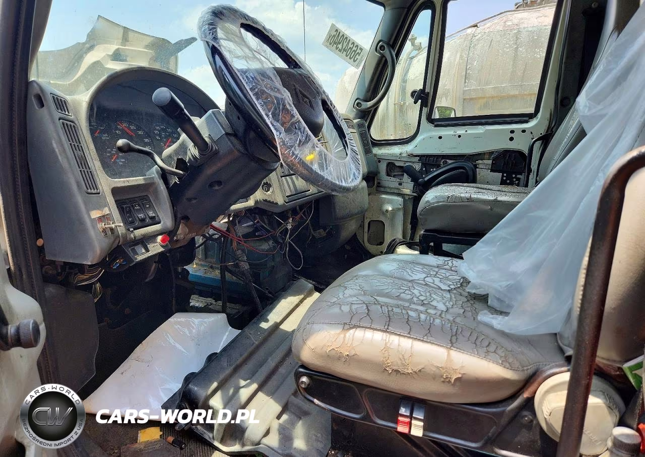2004 International 4300 Refuse Truck VIN:1HTMMAAN94H654527 - 5