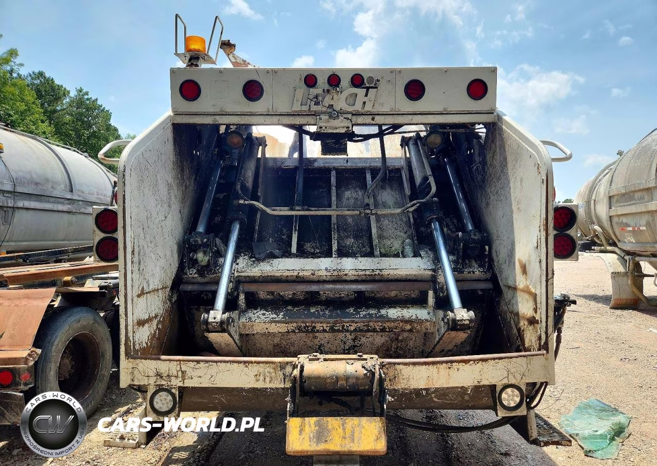 2004 International 4300 Refuse Truck VIN:1HTMMAAN94H654527 - 6