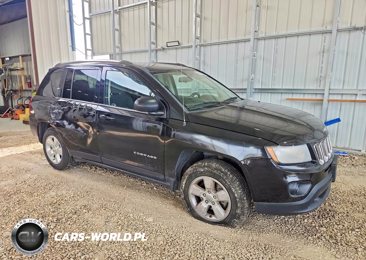 2014 Jeep Compass Sport VIN:1C4NJCBA4ED777131 - 4