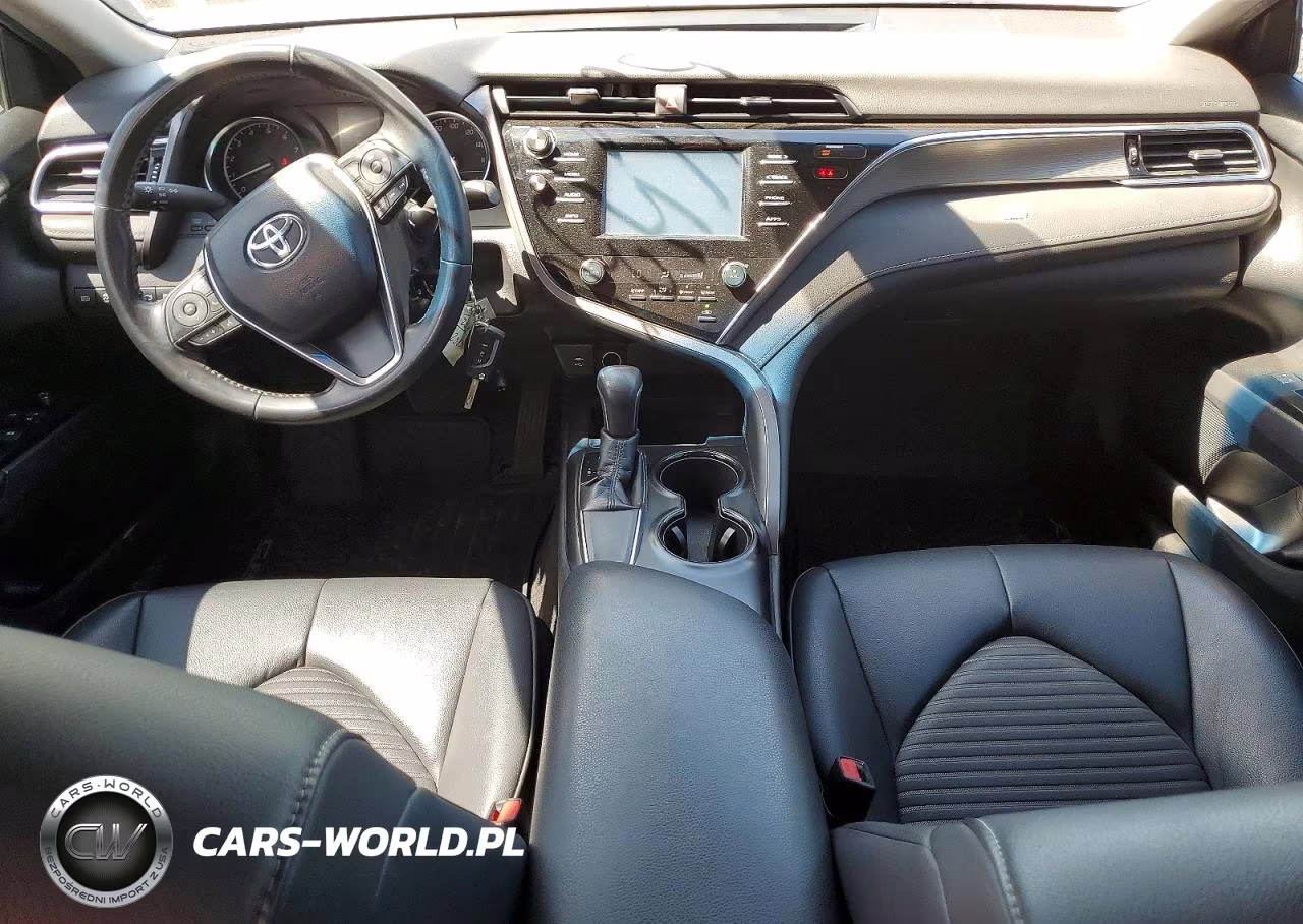 2018 Toyota Camry Se VIN:4T1B11HK7JU620836 - 8