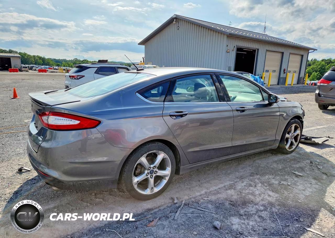 2013 Ford Fusion Se VIN:3FA6P0HR4DR381162 - 3