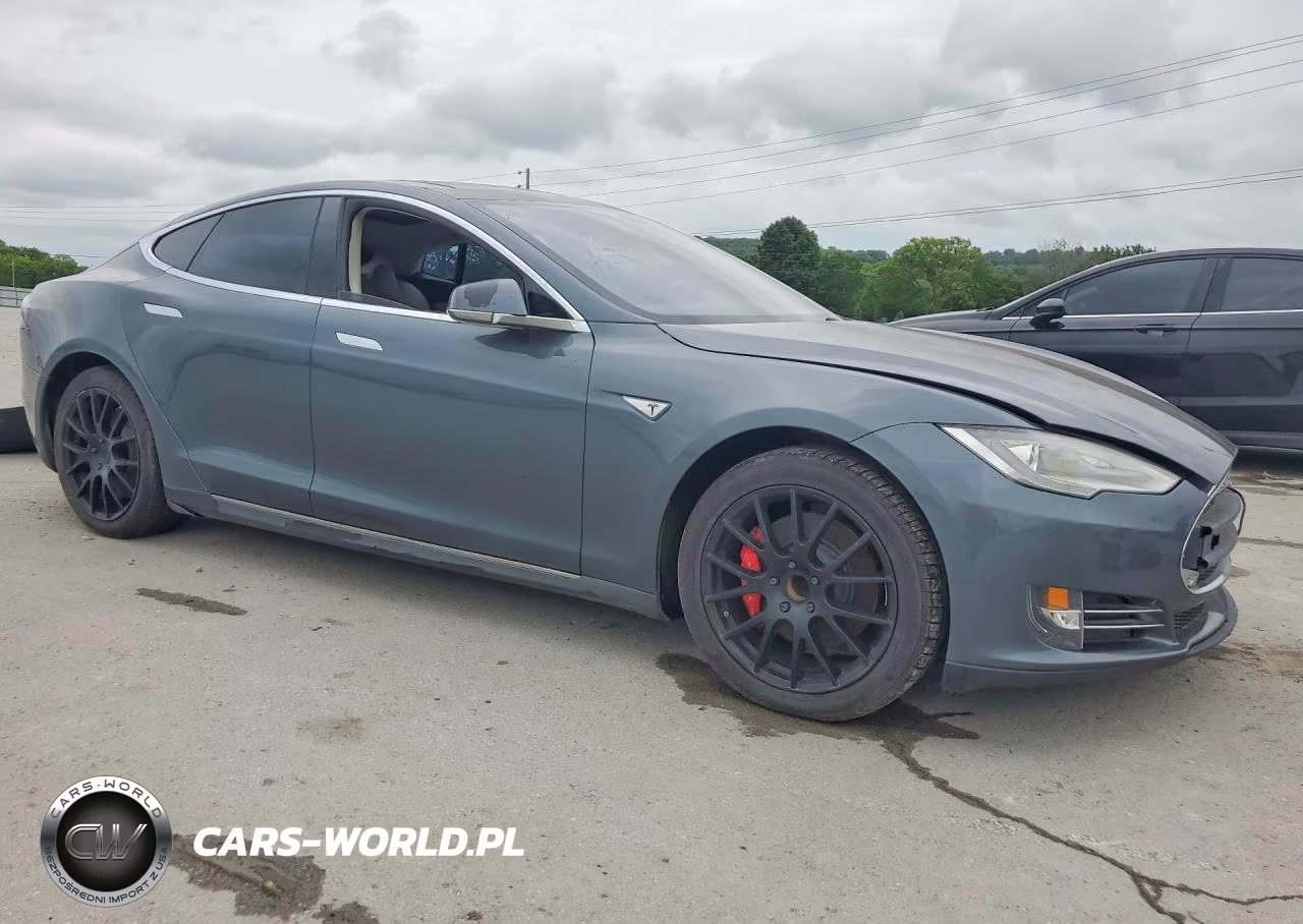 2014 Tesla Model S VIN:5YJSA1H12EFP28985 - 4