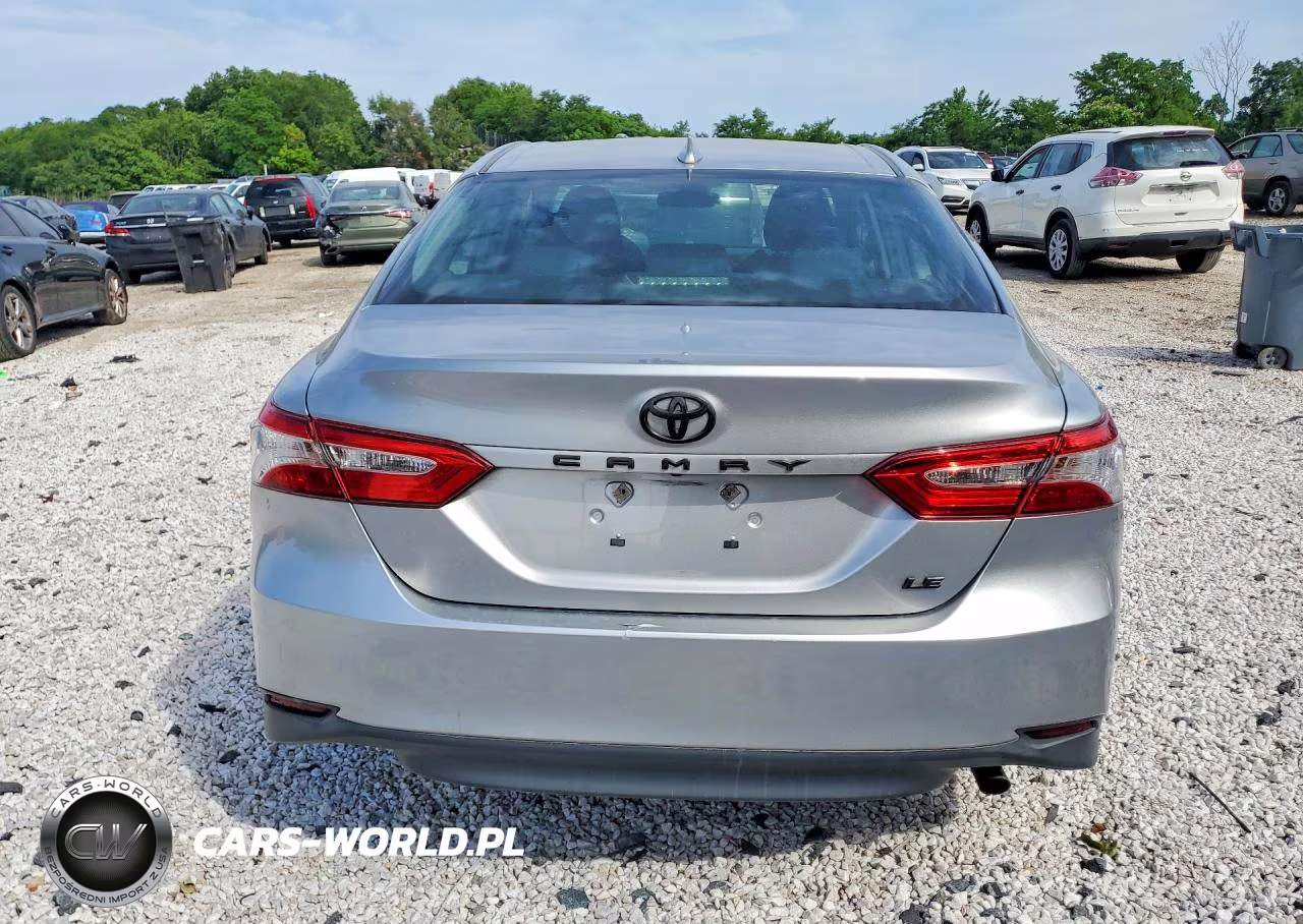 2019 Toyota Camry Le VIN:4T1B11HK3KU261325 - 6