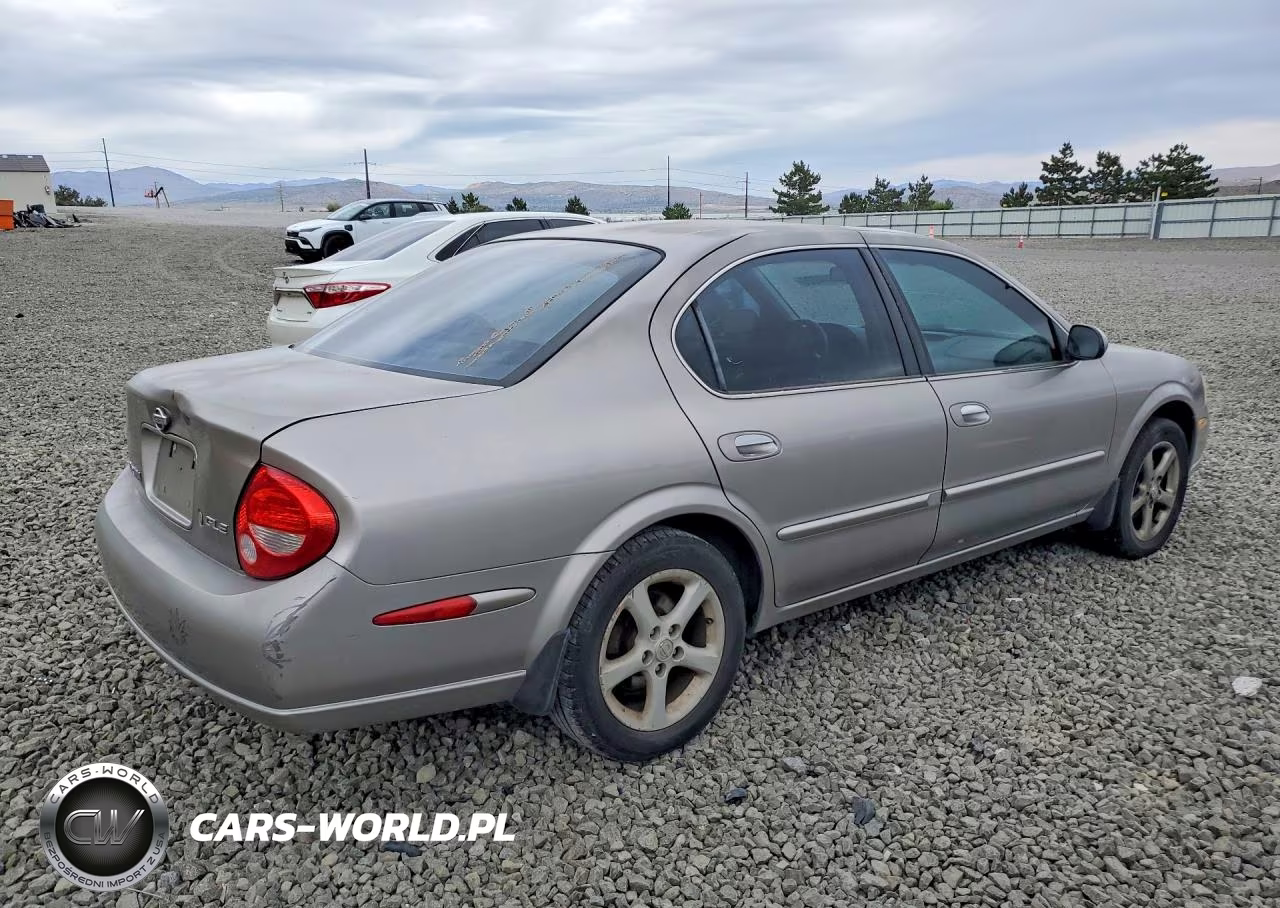 2000 Nissan Maxima Gxe VIN:JN1CA31A5YT204700 - 3