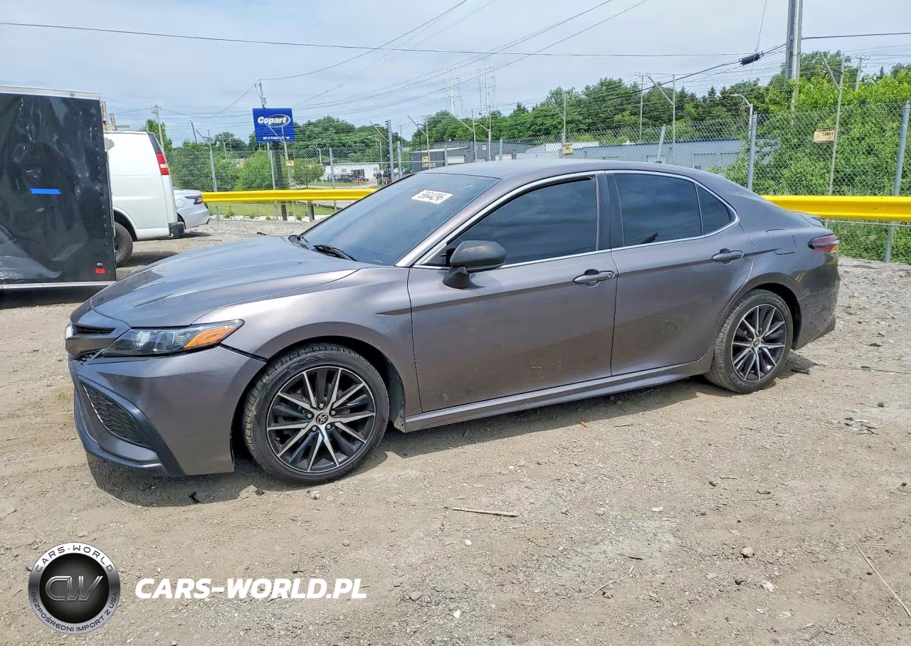 2021 Toyota Camry Se – zdjęcie 1 z 12