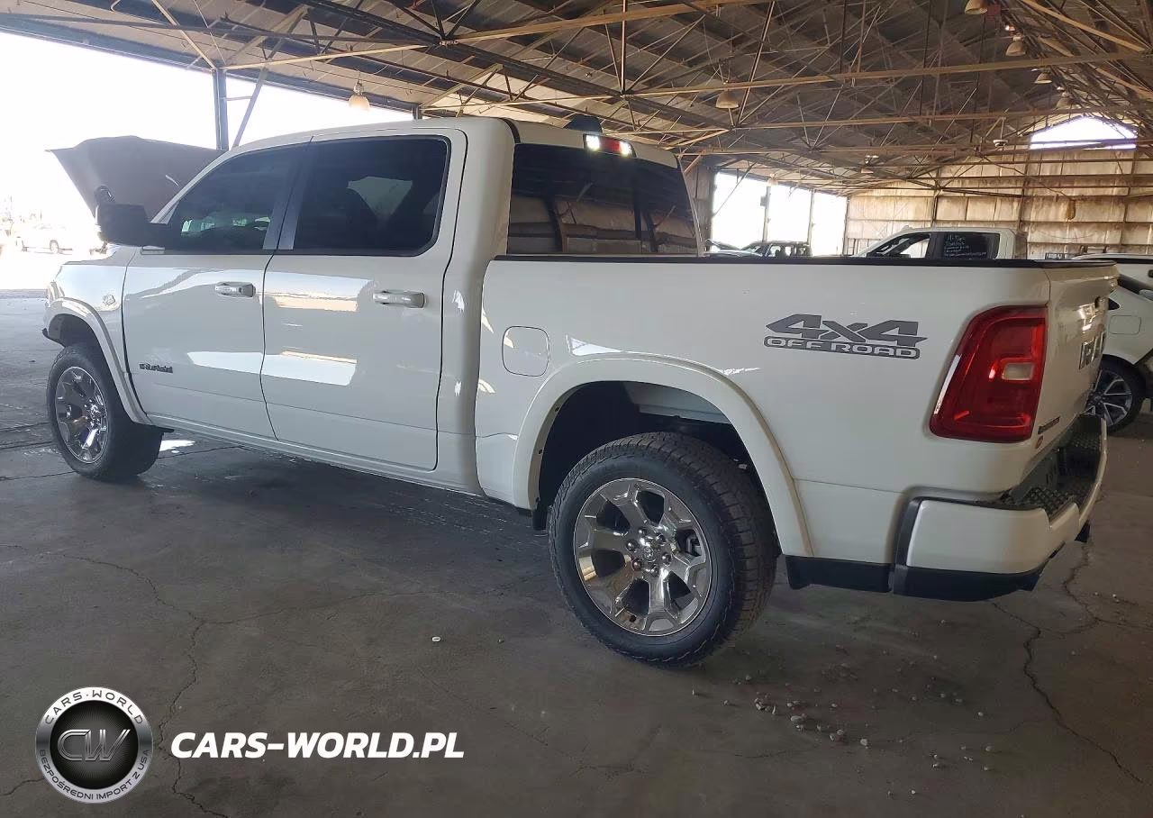 2026 Ram 1500 Big Horn VIN:1C6SRFFT8TN220083 - 2
